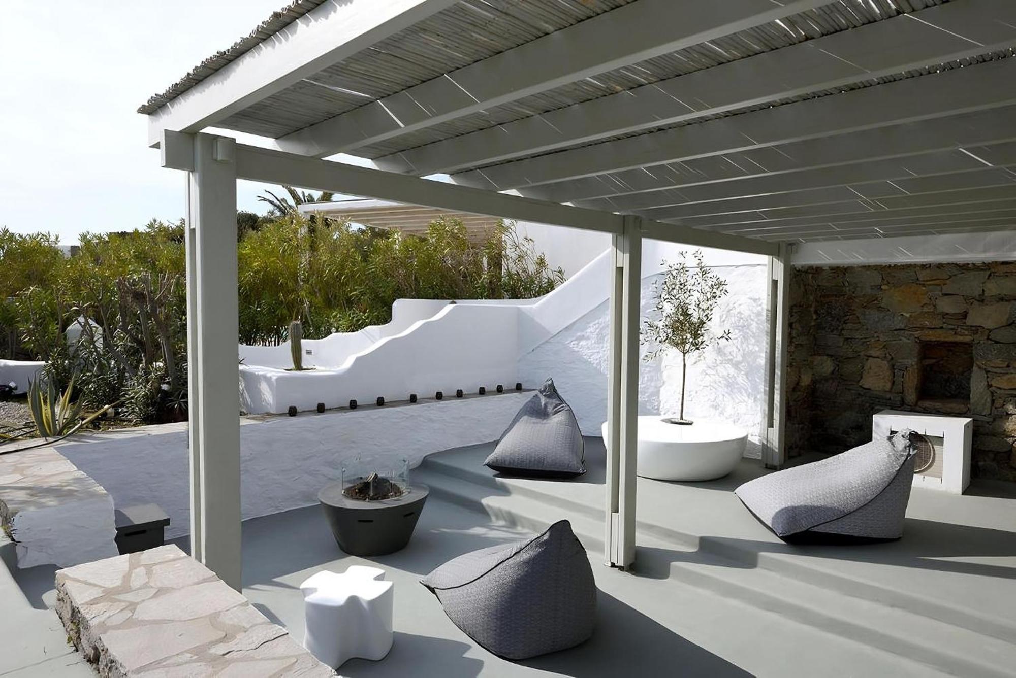 Villa Dafni 4Bed With Pool In Kalafatis Spilia Mykonos Town エクステリア 写真
