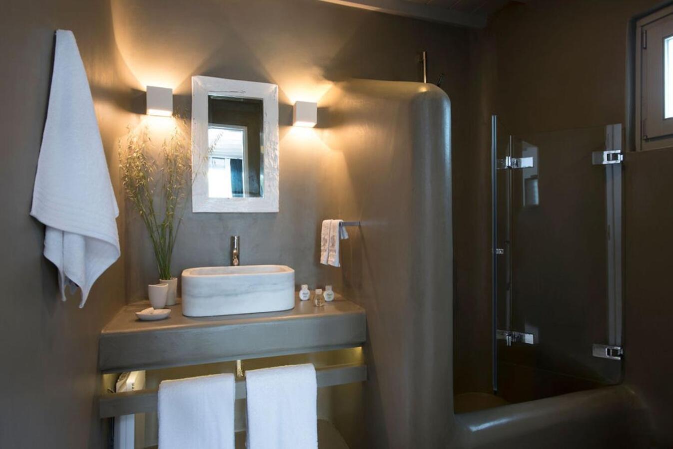 Villa Dafni 4Bed With Pool In Kalafatis Spilia Mykonos Town エクステリア 写真