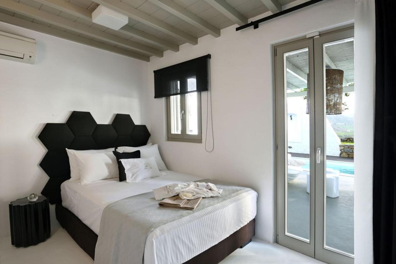 Villa Dafni 4Bed With Pool In Kalafatis Spilia Mykonos Town エクステリア 写真