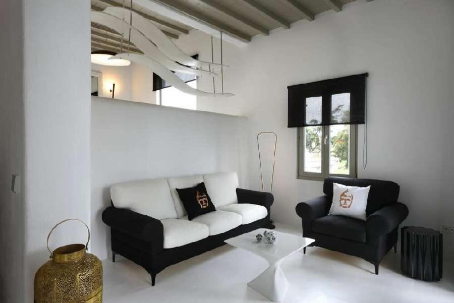 Villa Dafni 4Bed With Pool In Kalafatis Spilia Mykonos Town エクステリア 写真