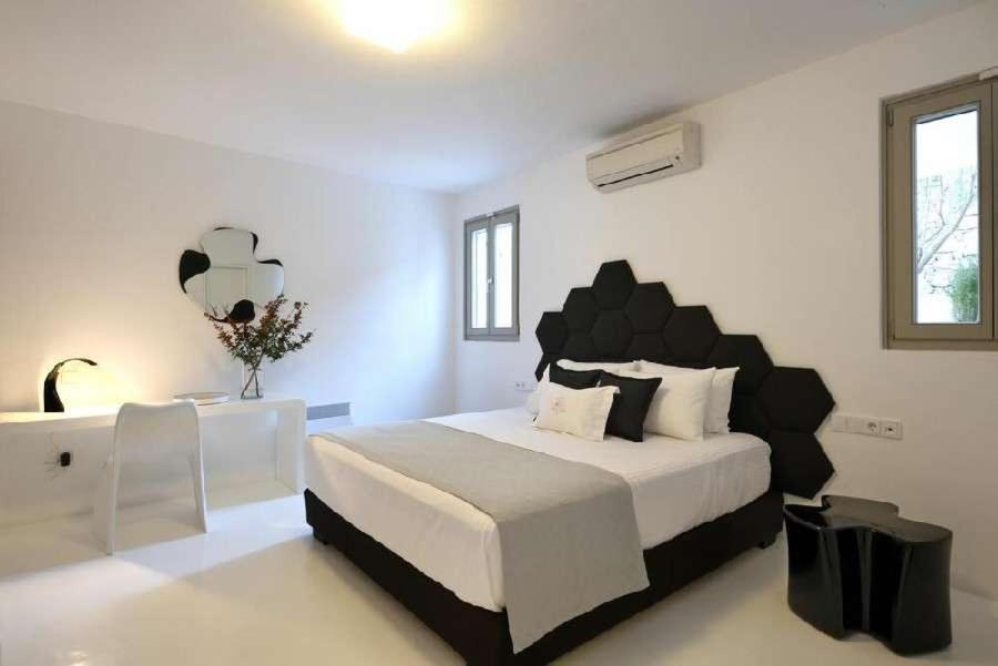 Villa Dafni 4Bed With Pool In Kalafatis Spilia Mykonos Town エクステリア 写真